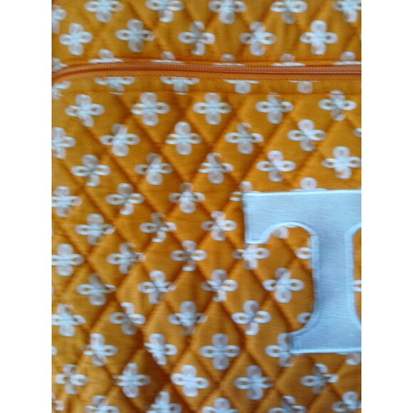 Vera Bradley University Of Tennessee Triple Zip Hipster Purse Orange/White Desig - Picture 3 of 16